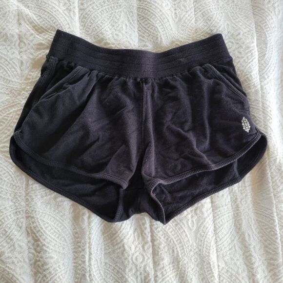 Free People Movement Women's Black Athletic Shorts with Logo Small - Picture 1 of 6